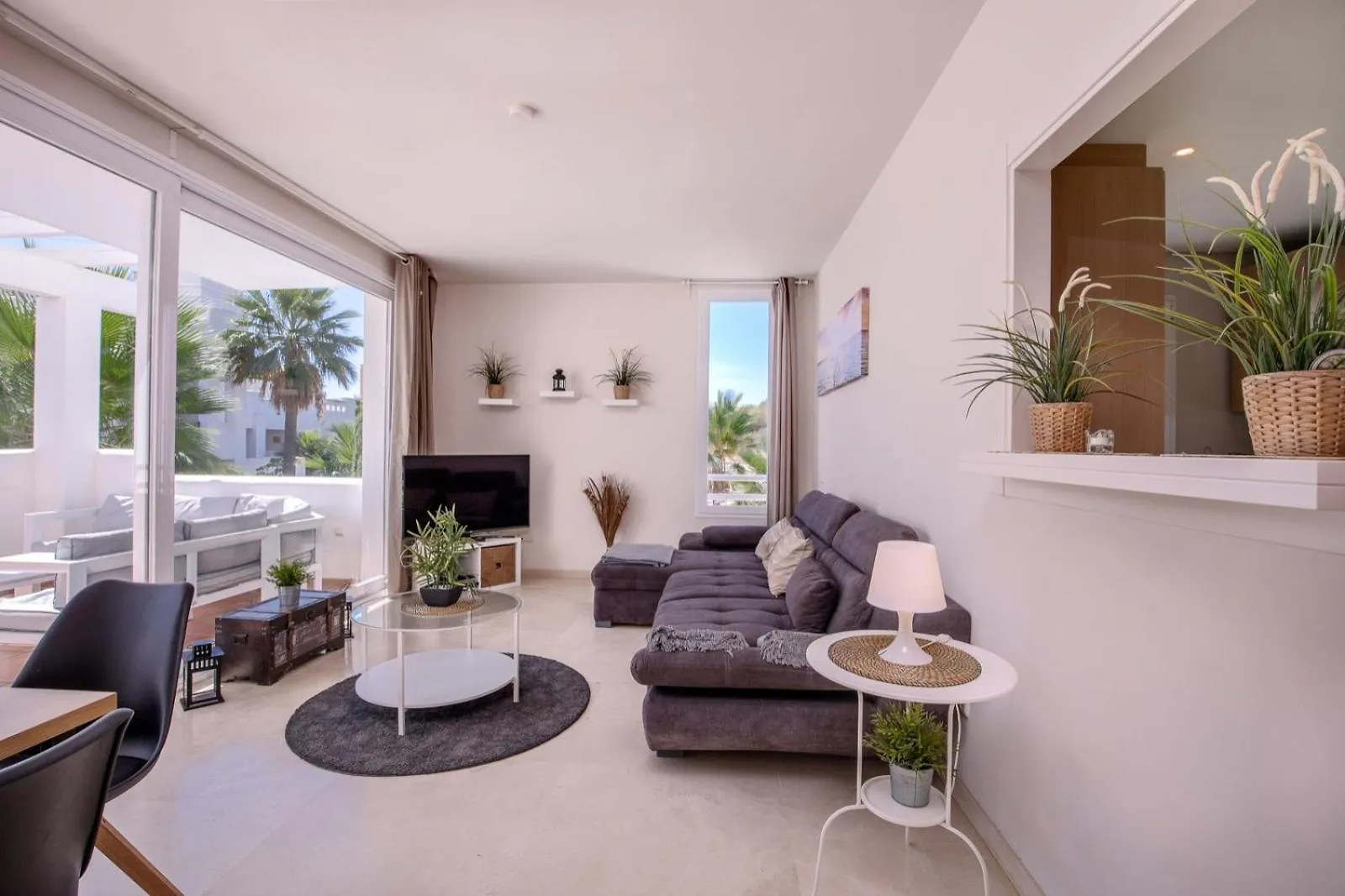 Alcazaba Lagoon Estepona Golf Apartment Spain