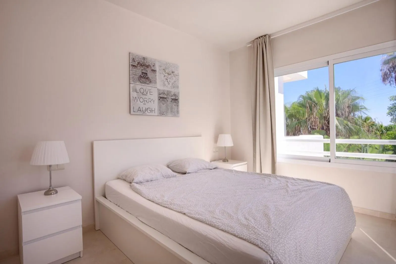 Alcazaba Lagoon Estepona Golf Apartment